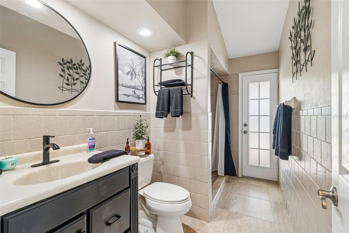 5424 LOS PALOS DRIVE — photo 35 of 55