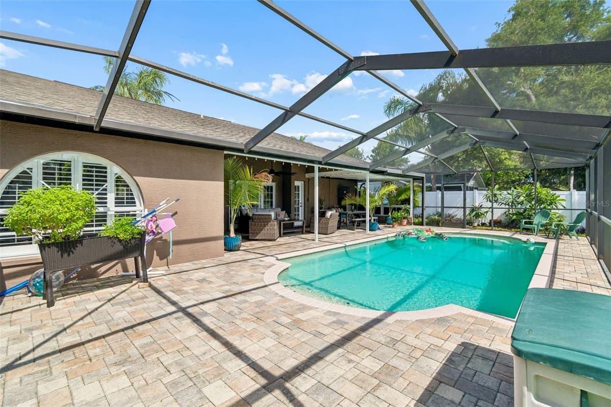 5424 LOS PALOS DRIVE — photo 42 of 55