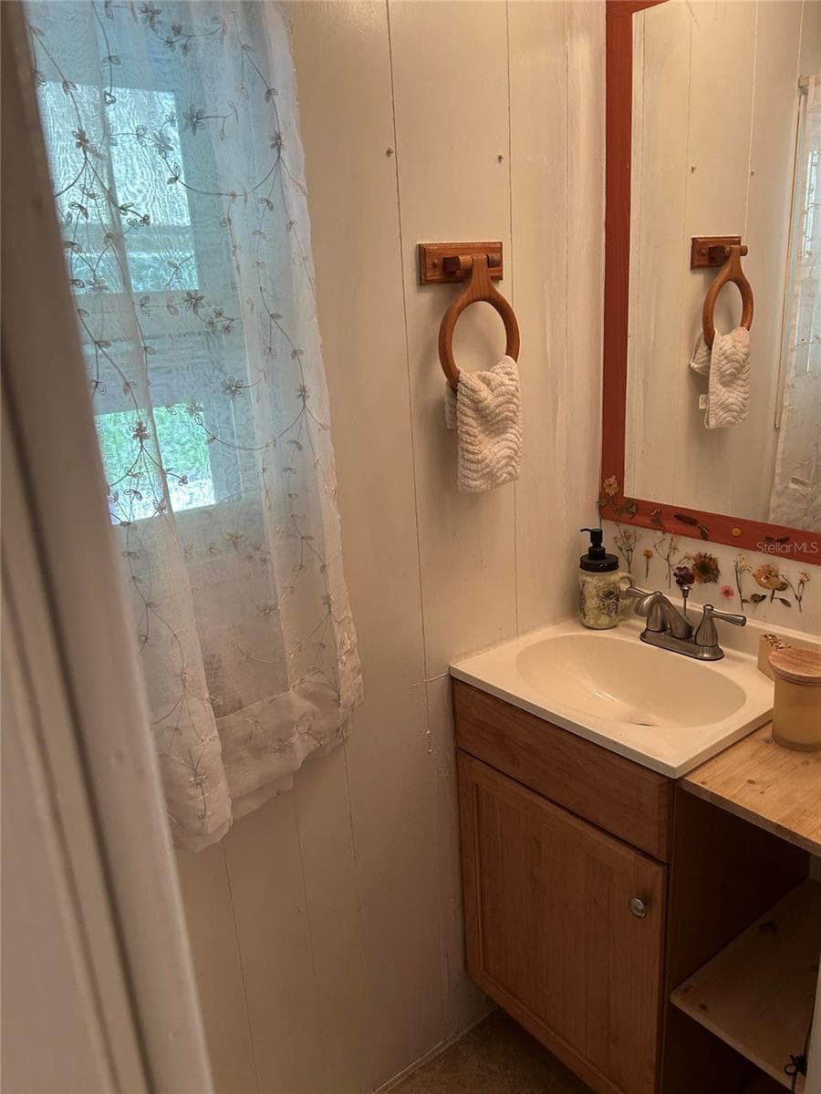 31304 HILLSIDE DRIVE — photo 19 of 27