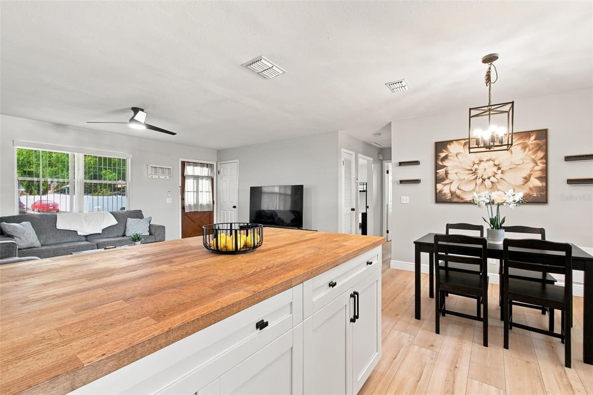 5206 PARADE STREET — photo 34 of 74