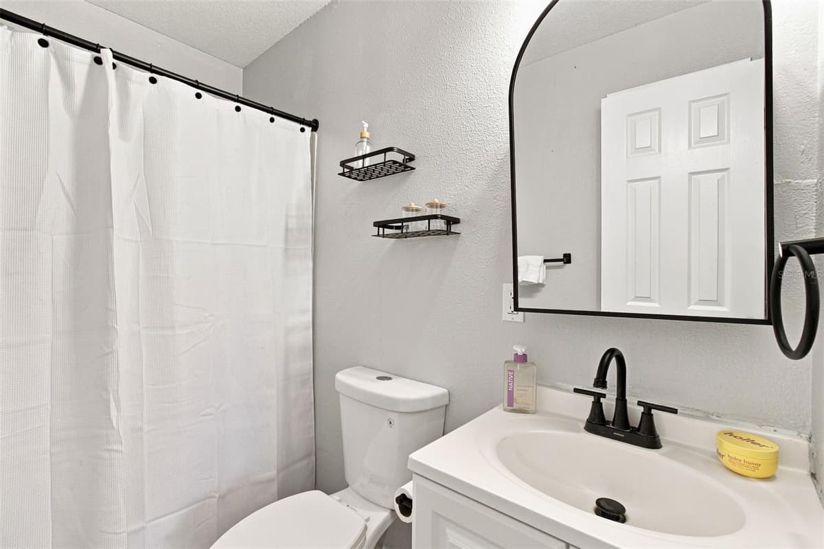 5206 PARADE STREET — photo 41 of 74