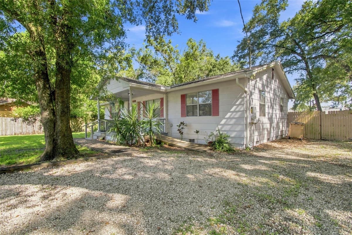 5206 PARADE STREET — photo 14 of 74