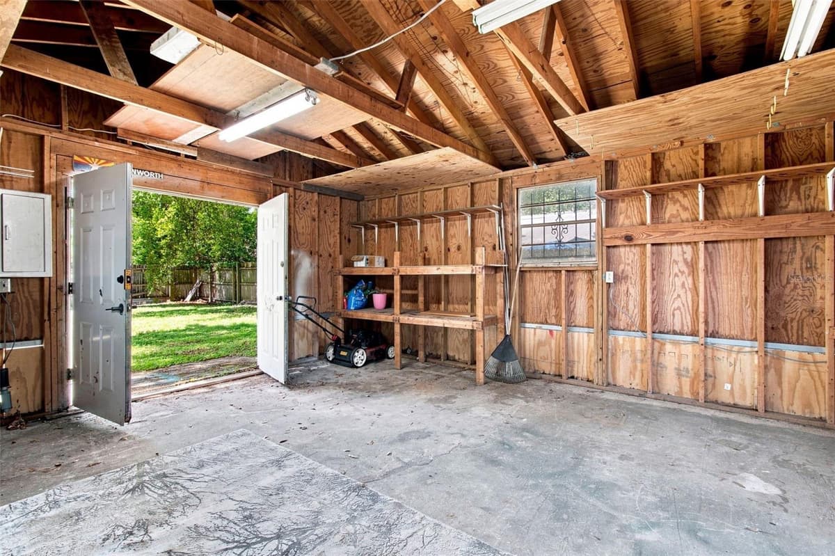 5206 PARADE STREET — photo 4 of 74