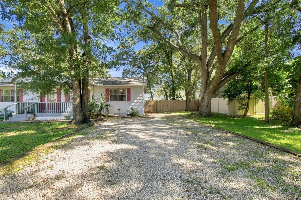 5206 PARADE STREET — photo 15 of 74