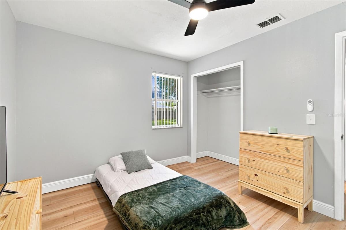 5206 PARADE STREET — photo 30 of 74