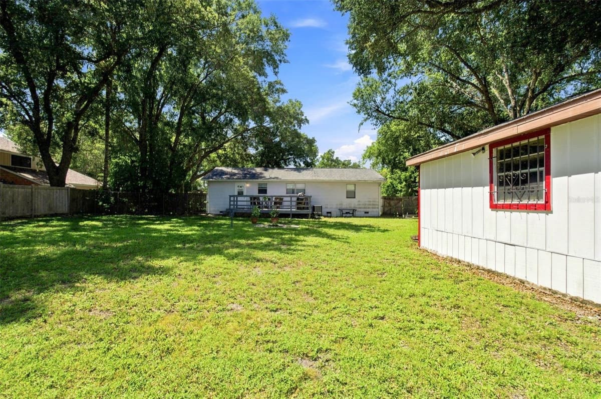 5206 PARADE STREET — photo 12 of 74