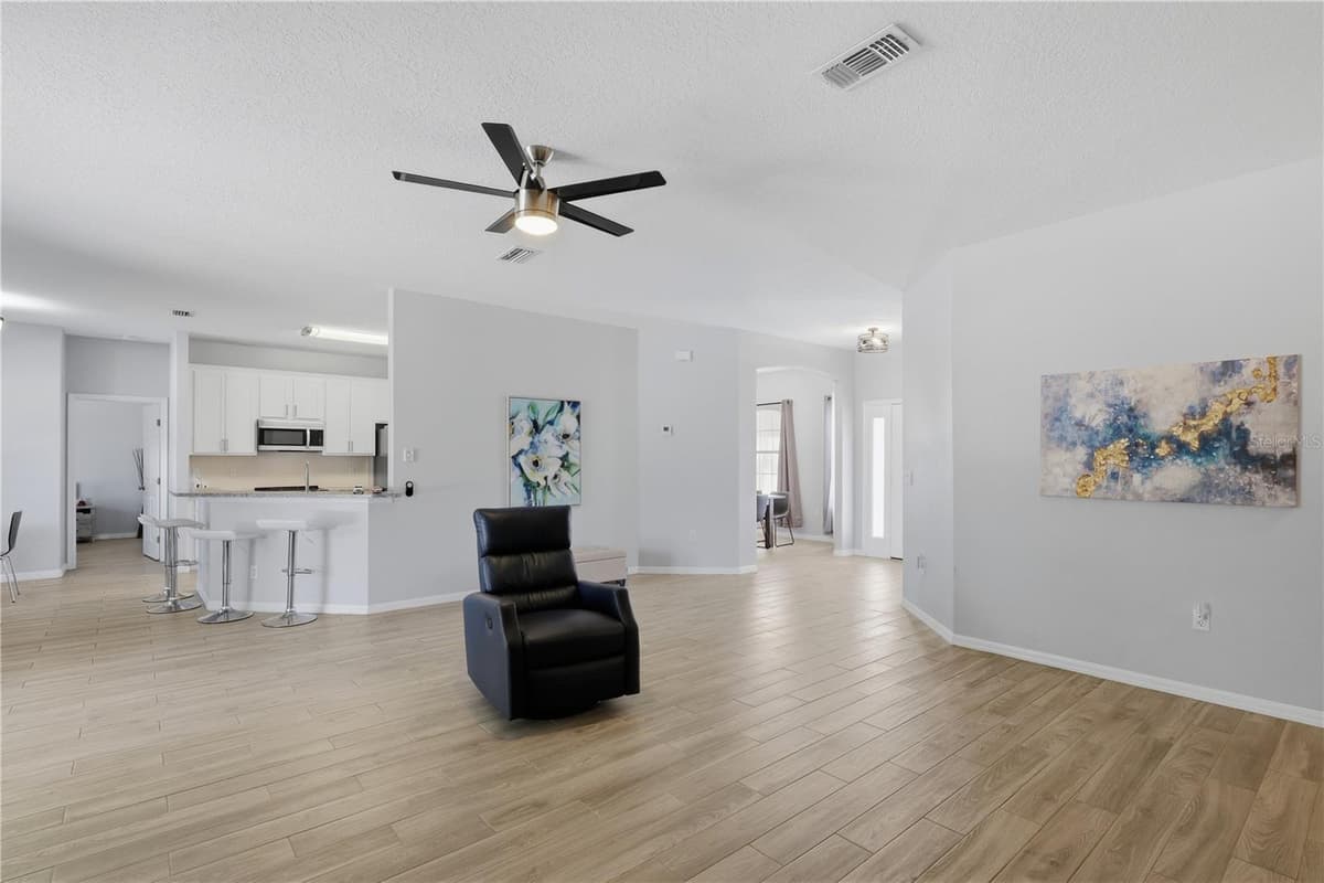 49 BOTANY LANE — photo 16 of 52