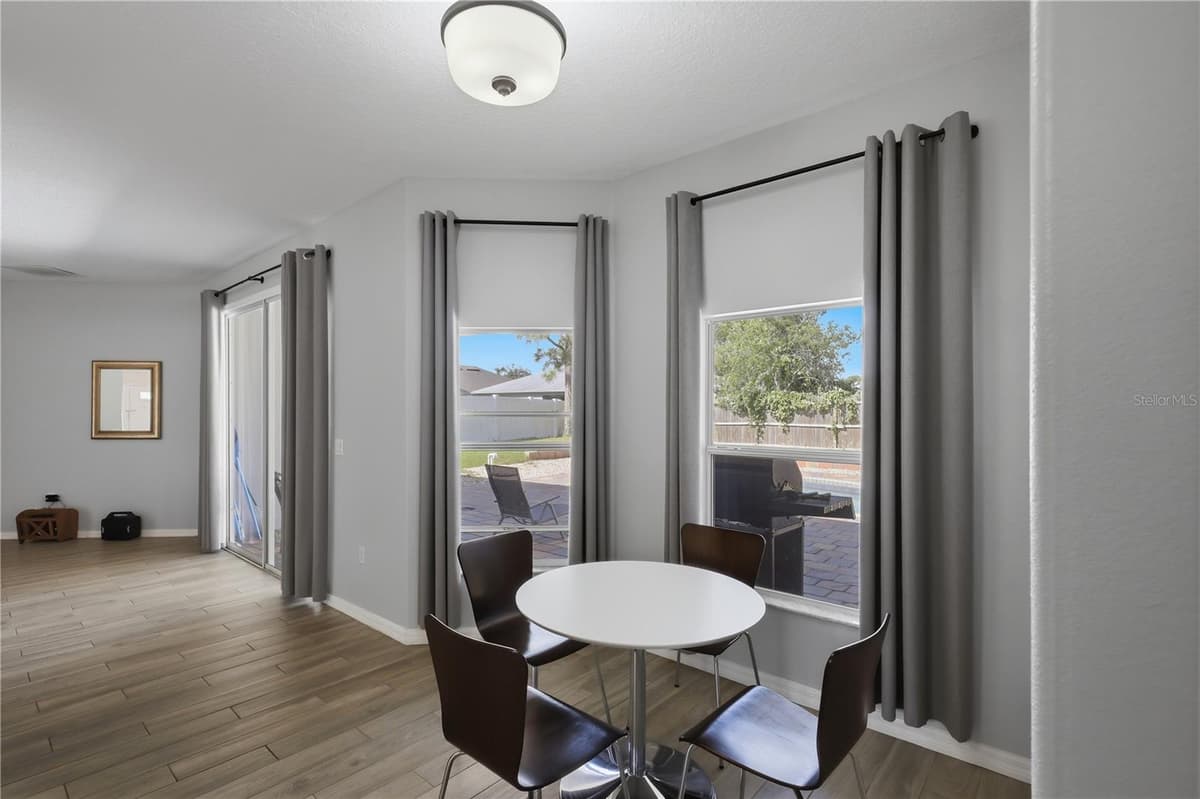 49 BOTANY LANE — photo 14 of 52