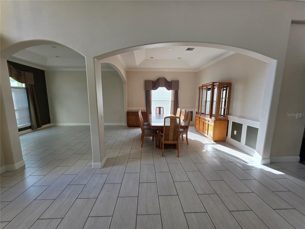2951 BURBERRY PLACE — photo 13 of 52