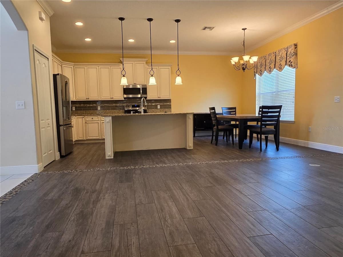 2951 BURBERRY PLACE — photo 16 of 52