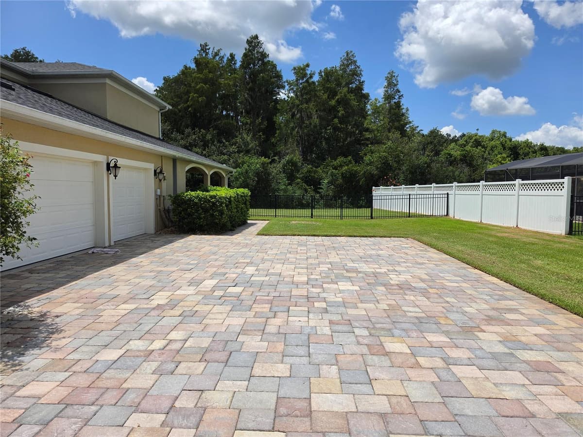 2951 BURBERRY PLACE — photo 40 of 52