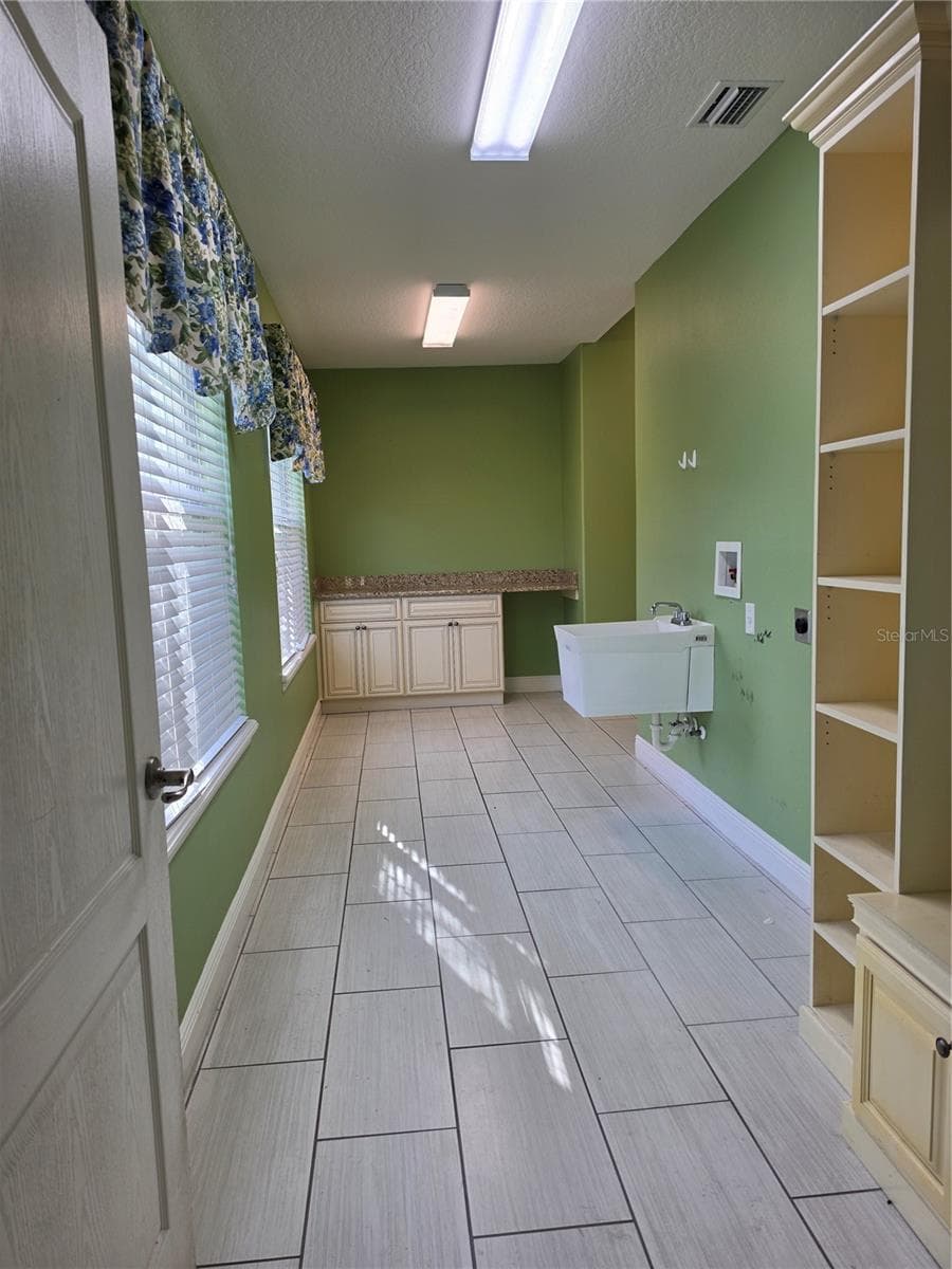 2951 BURBERRY PLACE — photo 26 of 52