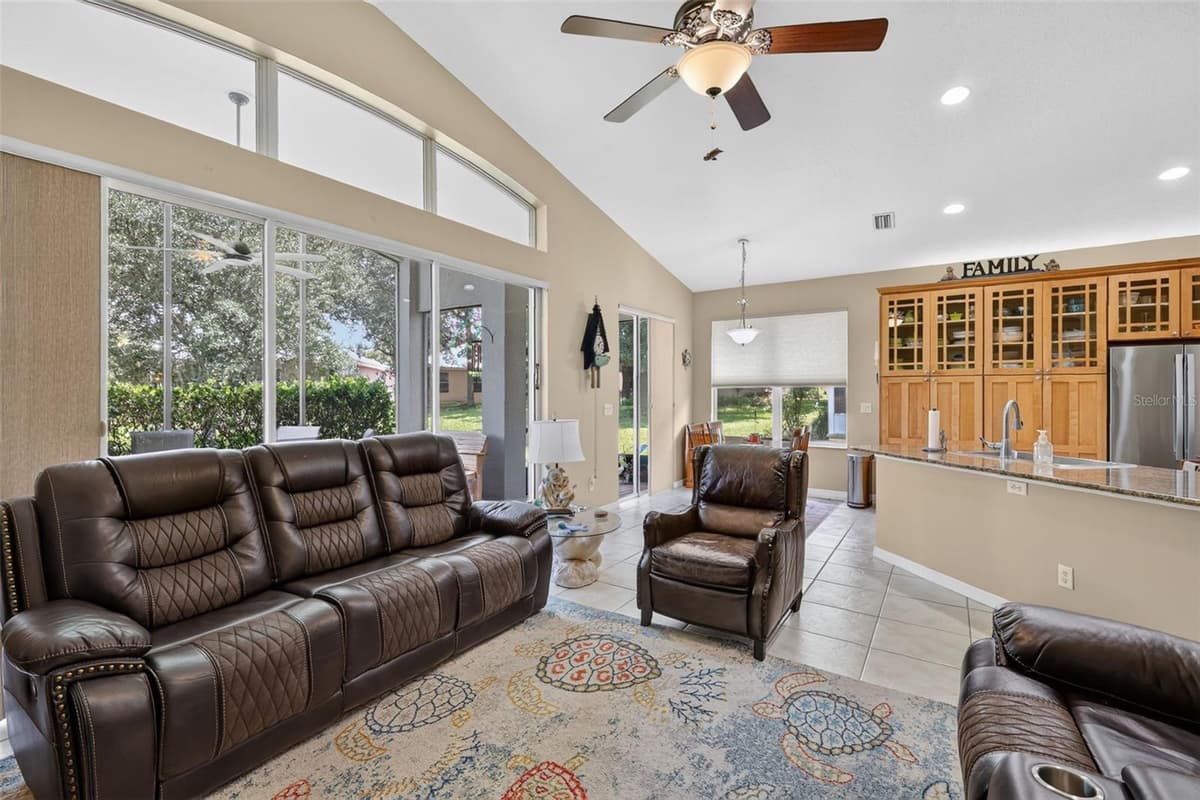 20512 QUEEN ALEXANDRA DRIVE — photo 21 of 70