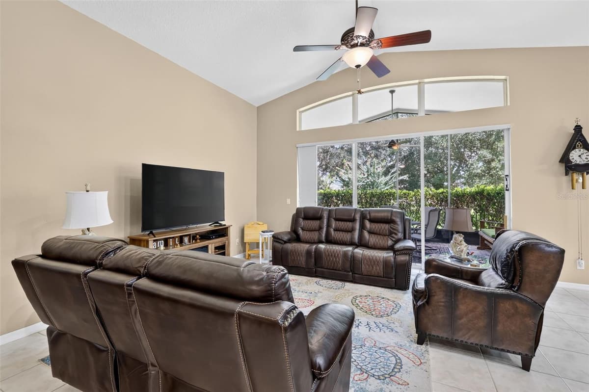 20512 QUEEN ALEXANDRA DRIVE — photo 18 of 70