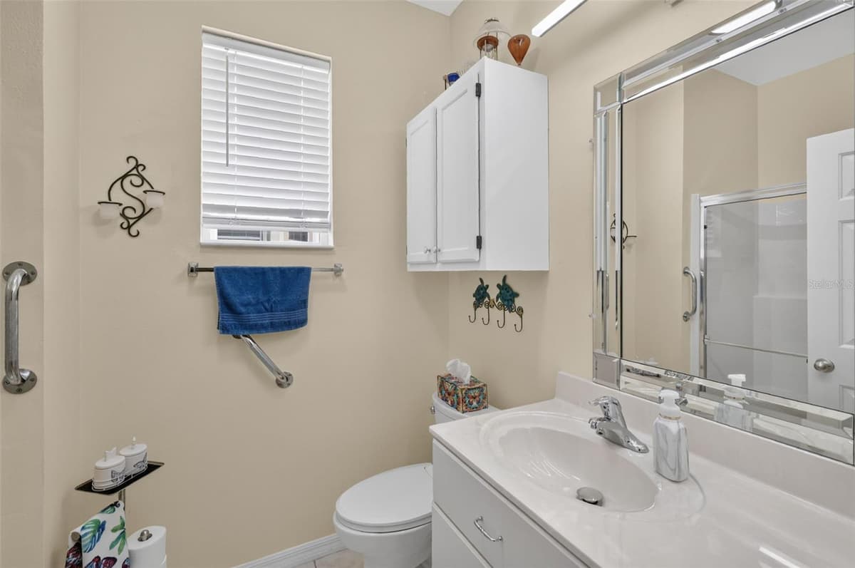 20512 QUEEN ALEXANDRA DRIVE — photo 37 of 70