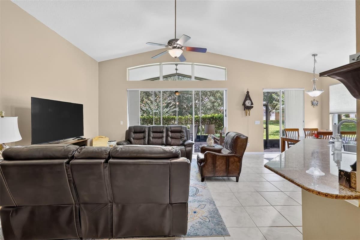 20512 QUEEN ALEXANDRA DRIVE — photo 17 of 70