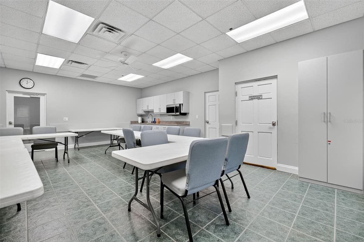 20512 QUEEN ALEXANDRA DRIVE — photo 57 of 70