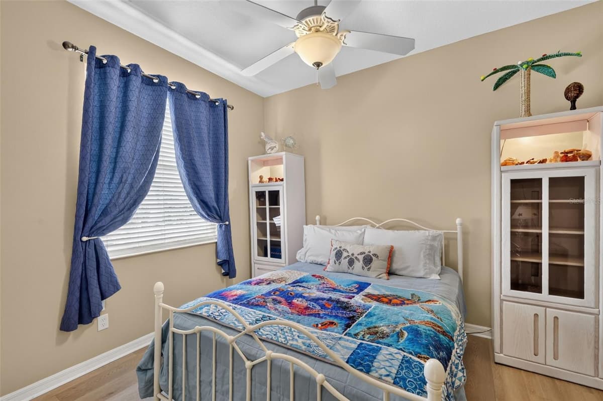20512 QUEEN ALEXANDRA DRIVE — photo 32 of 70