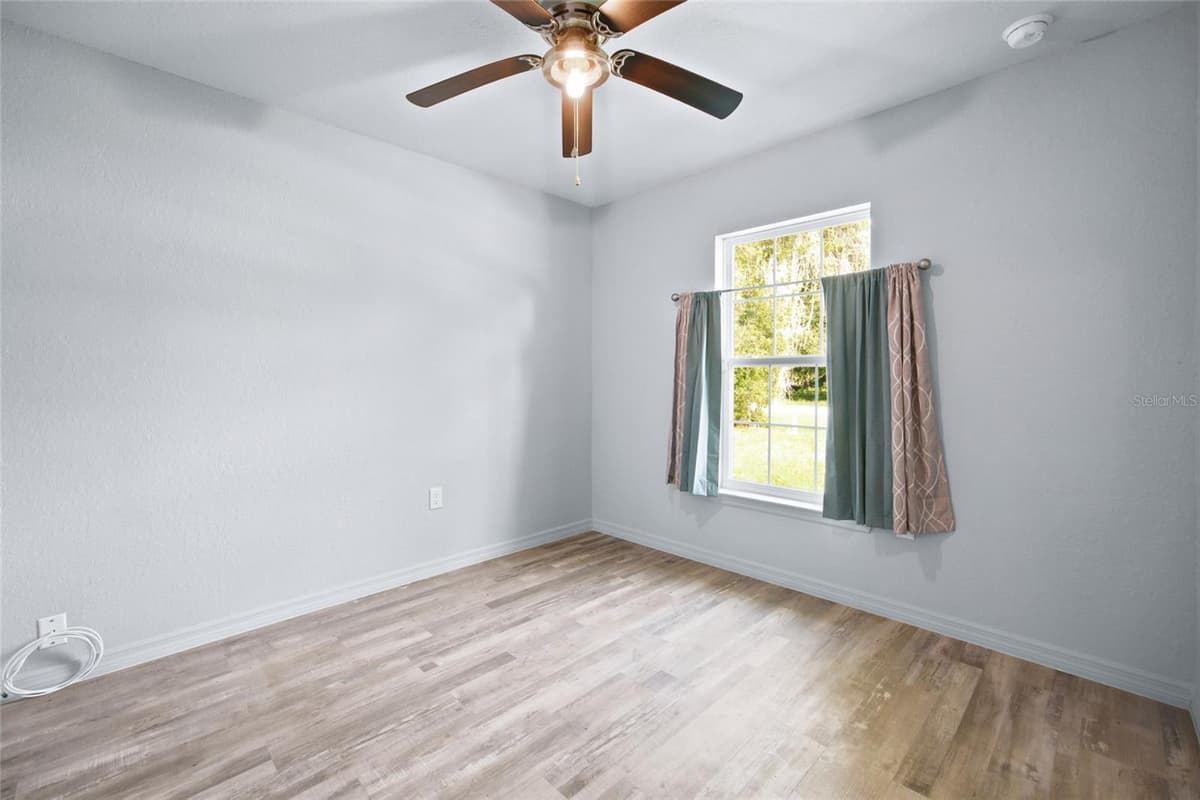 19056 SAINT BENEDICT DRIVE — photo 12 of 34