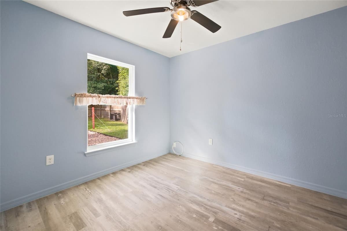 19056 SAINT BENEDICT DRIVE — photo 15 of 34