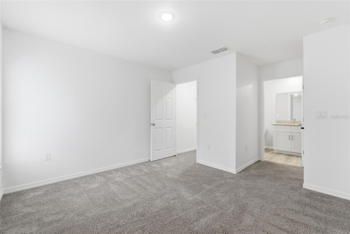 302 AVENUE P NW — photo 12 of 26