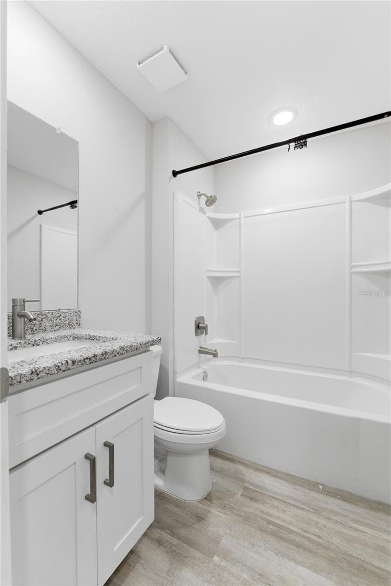 302 AVENUE P NW — photo 8 of 26