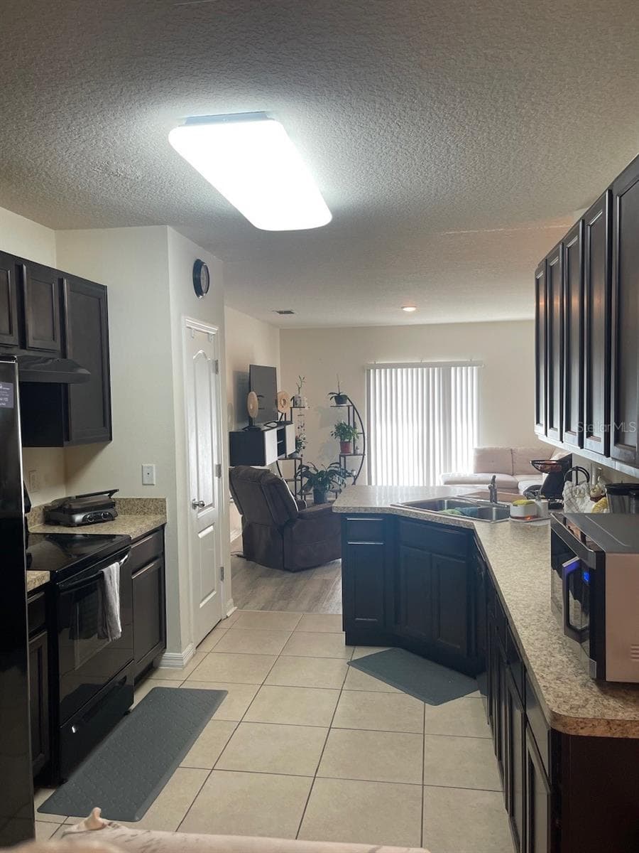 320 LIBERTY BOULEVARD — photo 20 of 32