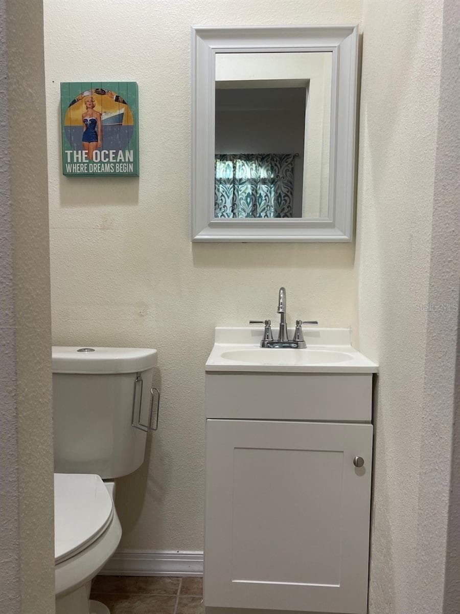 320 LIBERTY BOULEVARD — photo 12 of 32