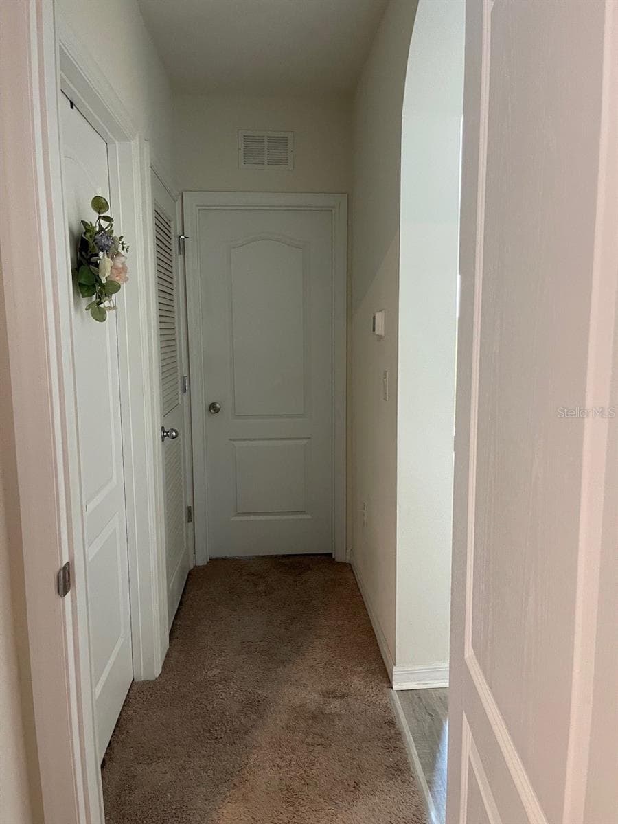 320 LIBERTY BOULEVARD — photo 16 of 32