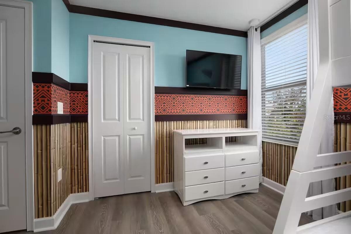 9033 HAZARD STREET — photo 16 of 61