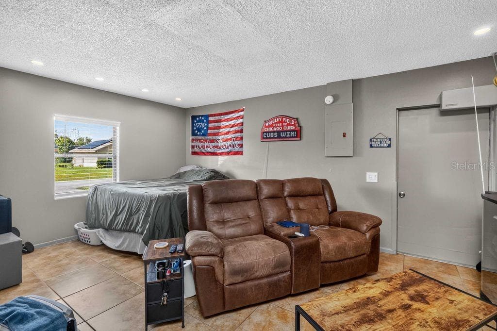 664 MADRID DRIVE — photo 45 of 52