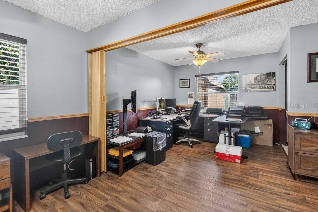 664 MADRID DRIVE — photo 37 of 52