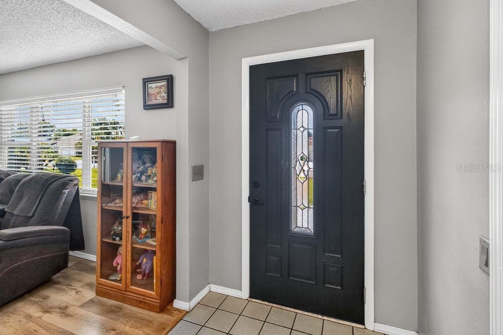 664 MADRID DRIVE — photo 14 of 52