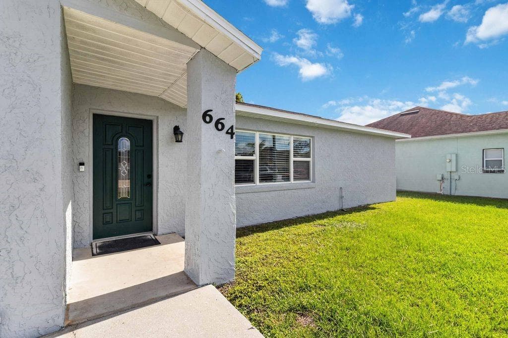 664 MADRID DRIVE — photo 3 of 52