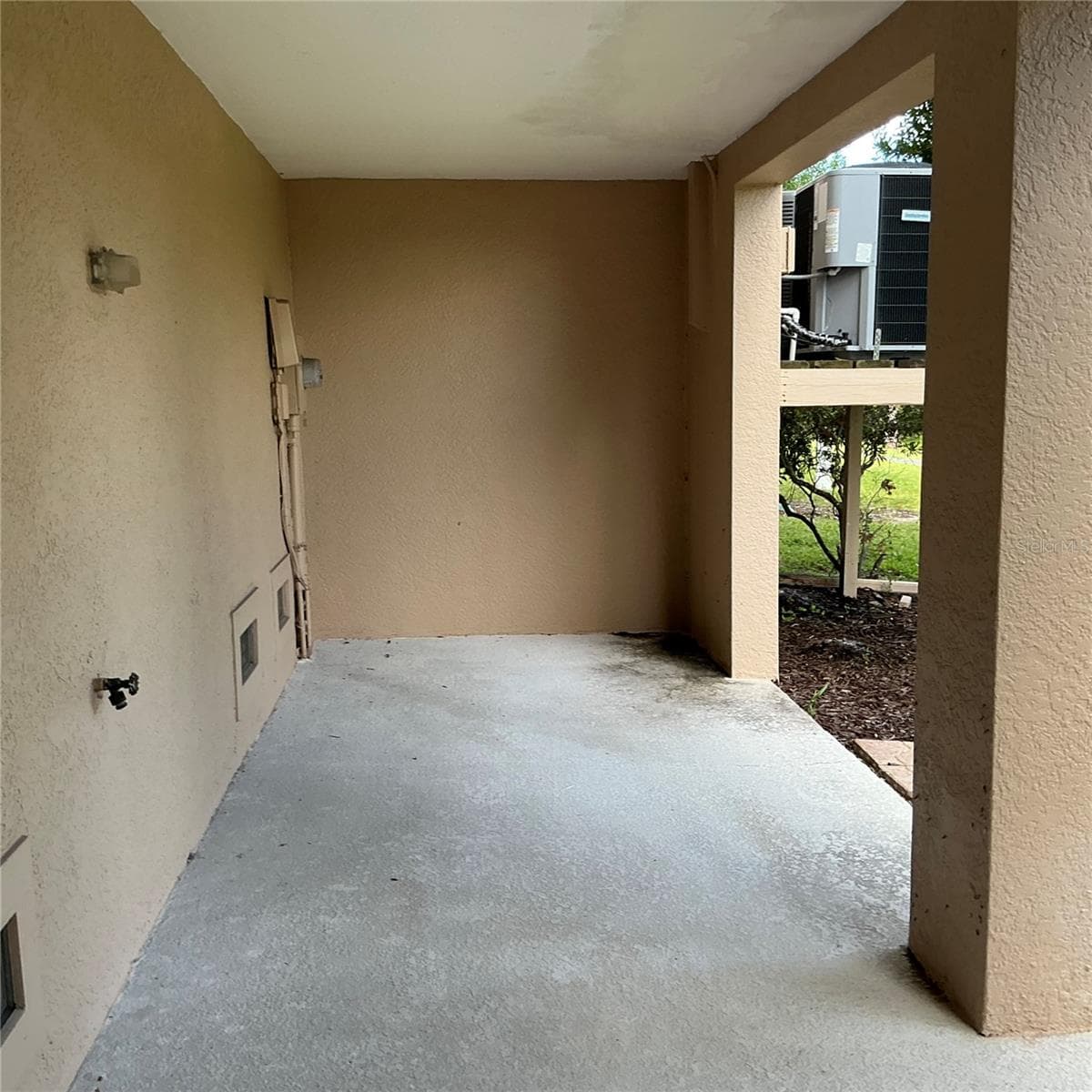 7059 ISLAMORADA CIRCLE — photo 29 of 38