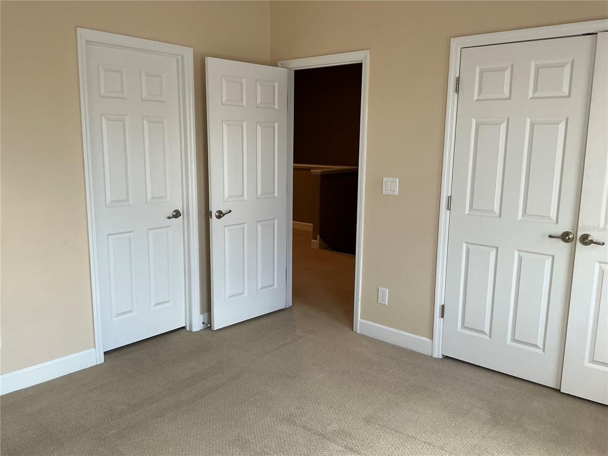 7059 ISLAMORADA CIRCLE — photo 26 of 38