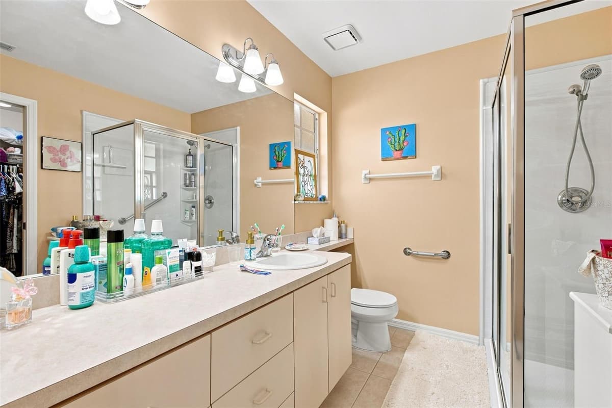 881 FOSTER AVENUE — photo 15 of 26