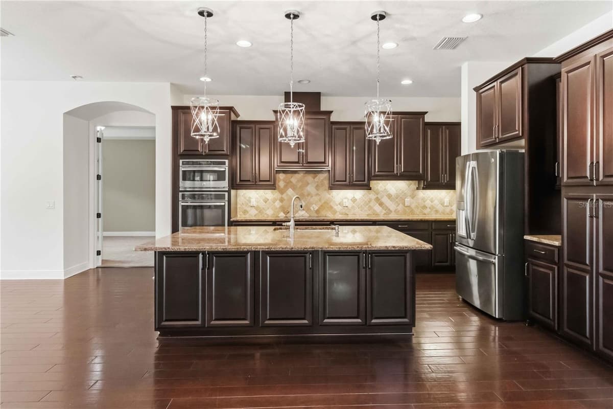 11009 CHARMWOOD DRIVE — photo 16 of 96
