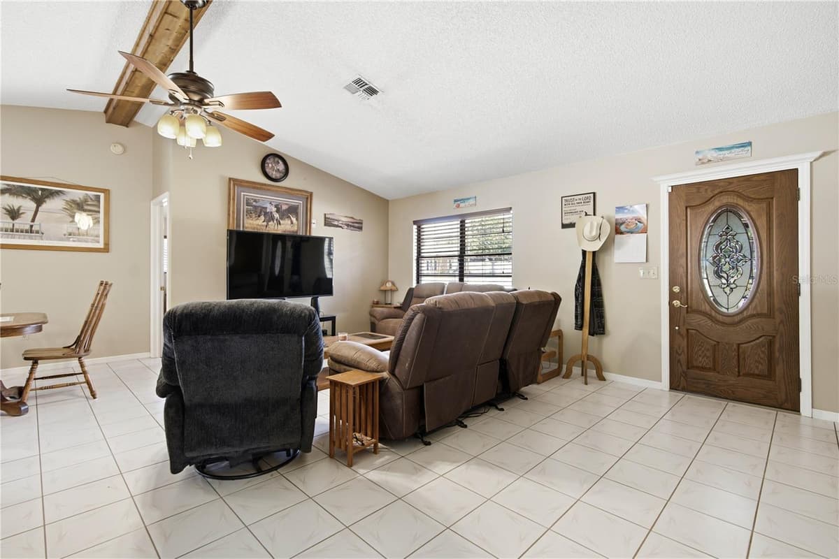 11423 LINDEN DRIVE — photo 5 of 26