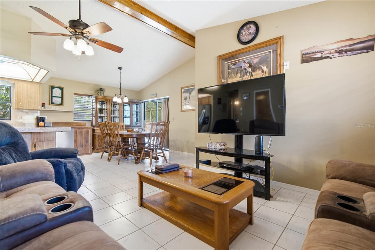 11423 LINDEN DRIVE — photo 4 of 26