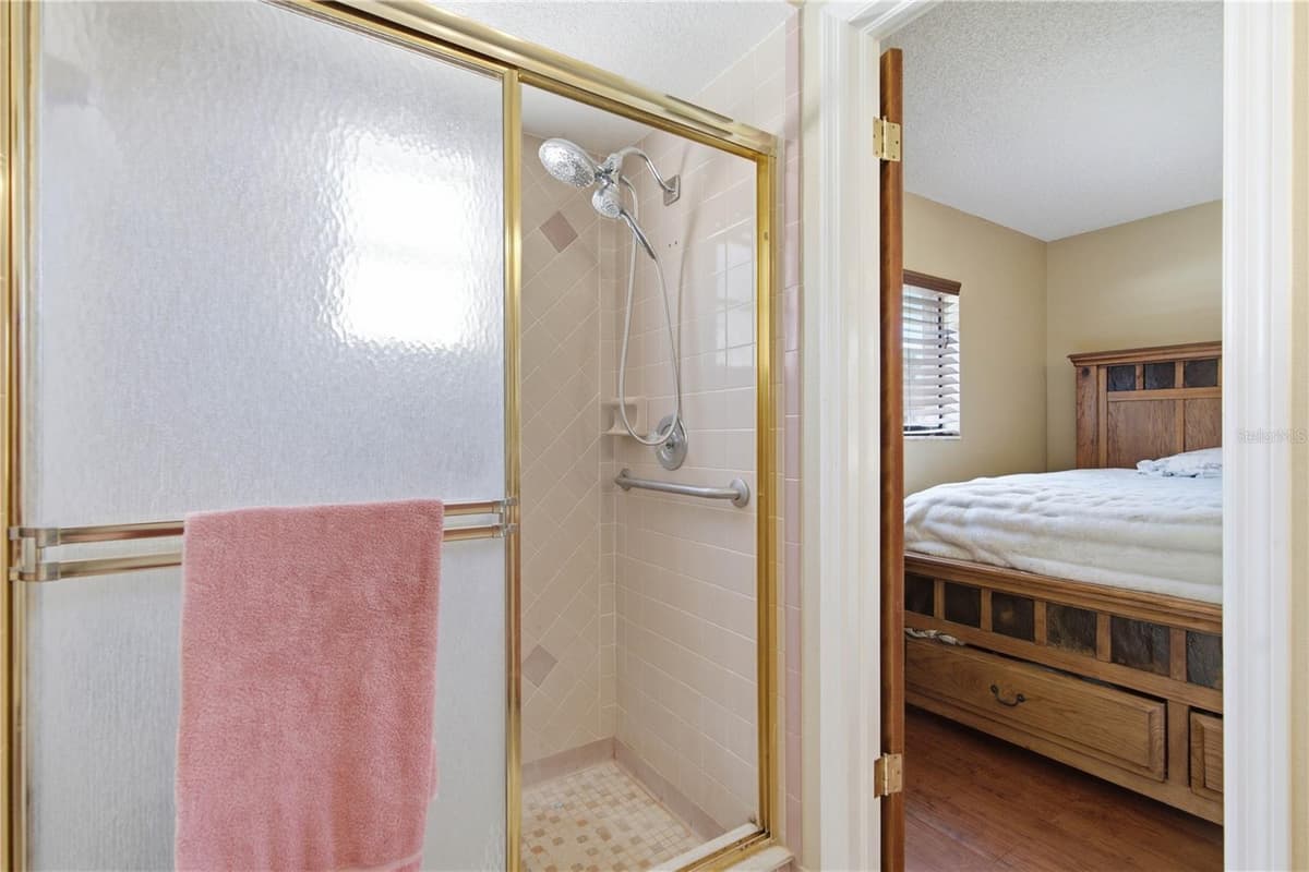 11423 LINDEN DRIVE — photo 17 of 26