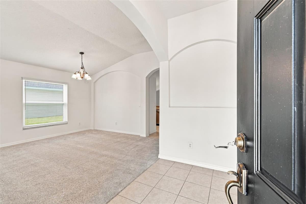 1151 BEECH GROVE WAY — photo 4 of 32