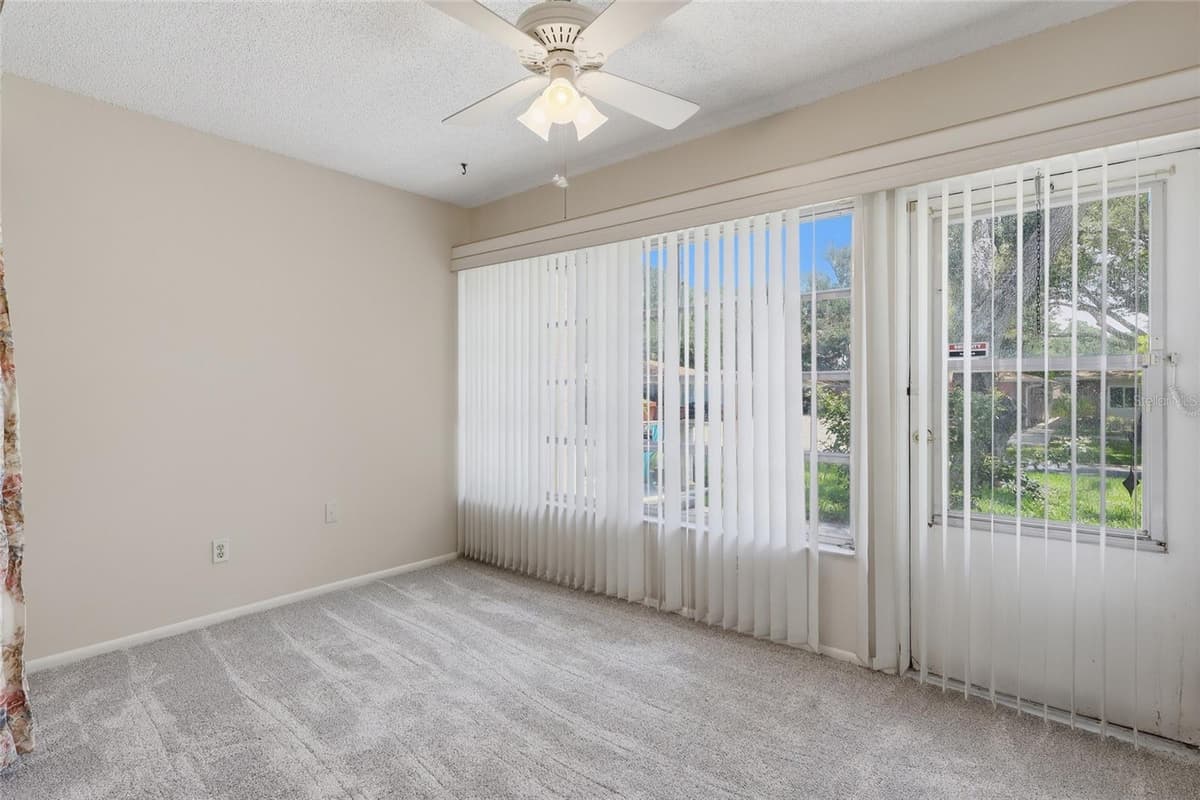 2211 LARK CIRCLE — photo 11 of 20