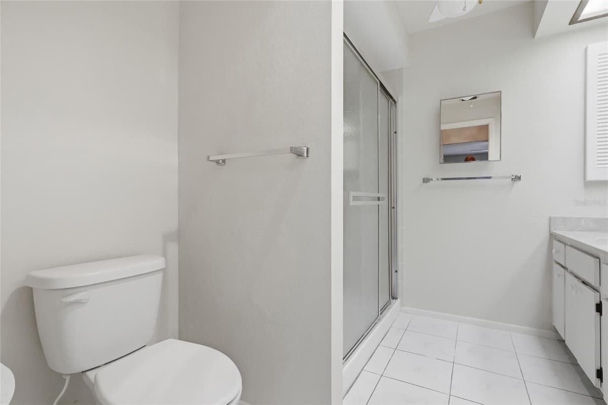 2211 LARK CIRCLE — photo 9 of 20