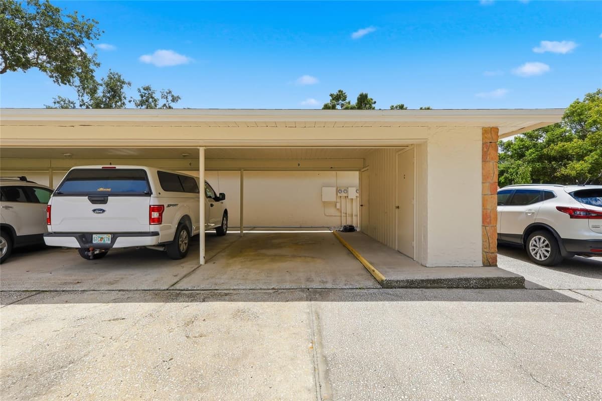 2211 LARK CIRCLE — photo 17 of 20
