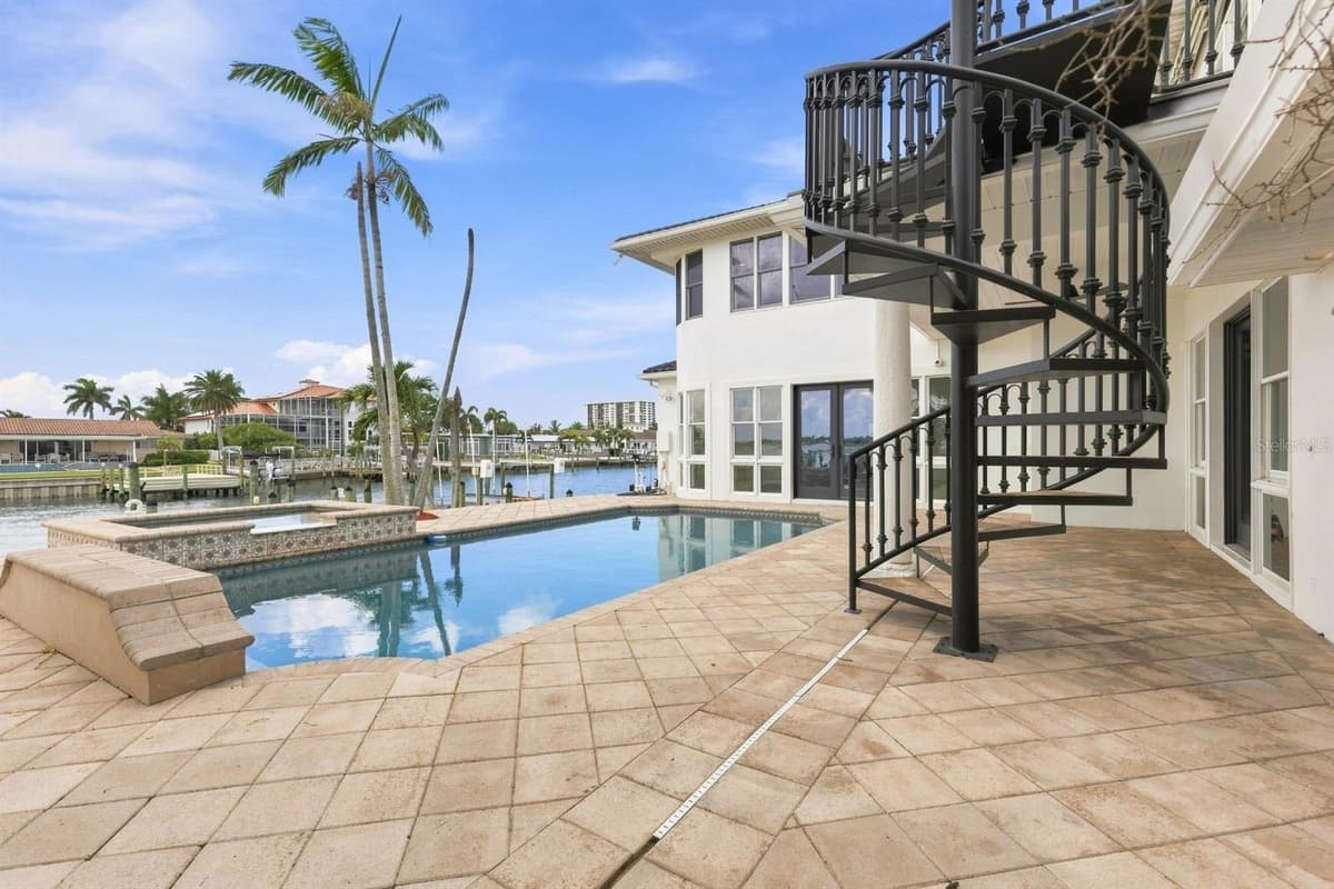 461 PALM ISLAND — photo 41 of 53