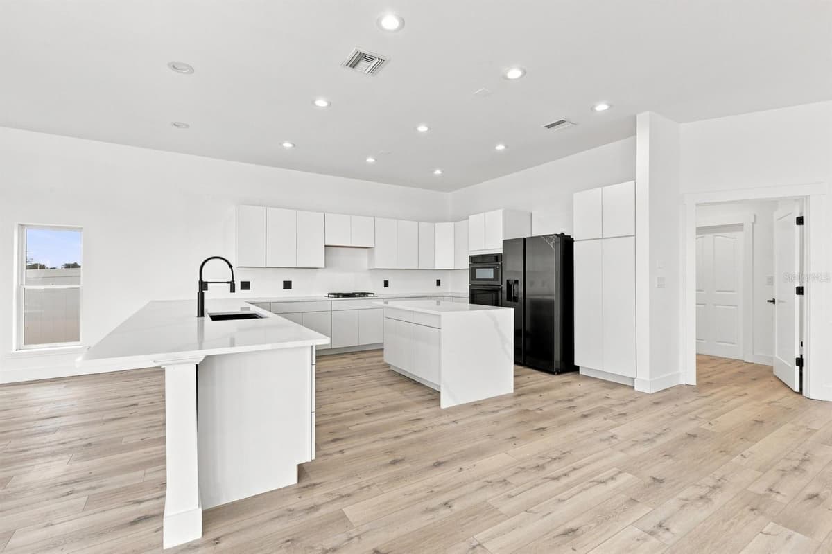 461 PALM ISLAND — photo 19 of 53