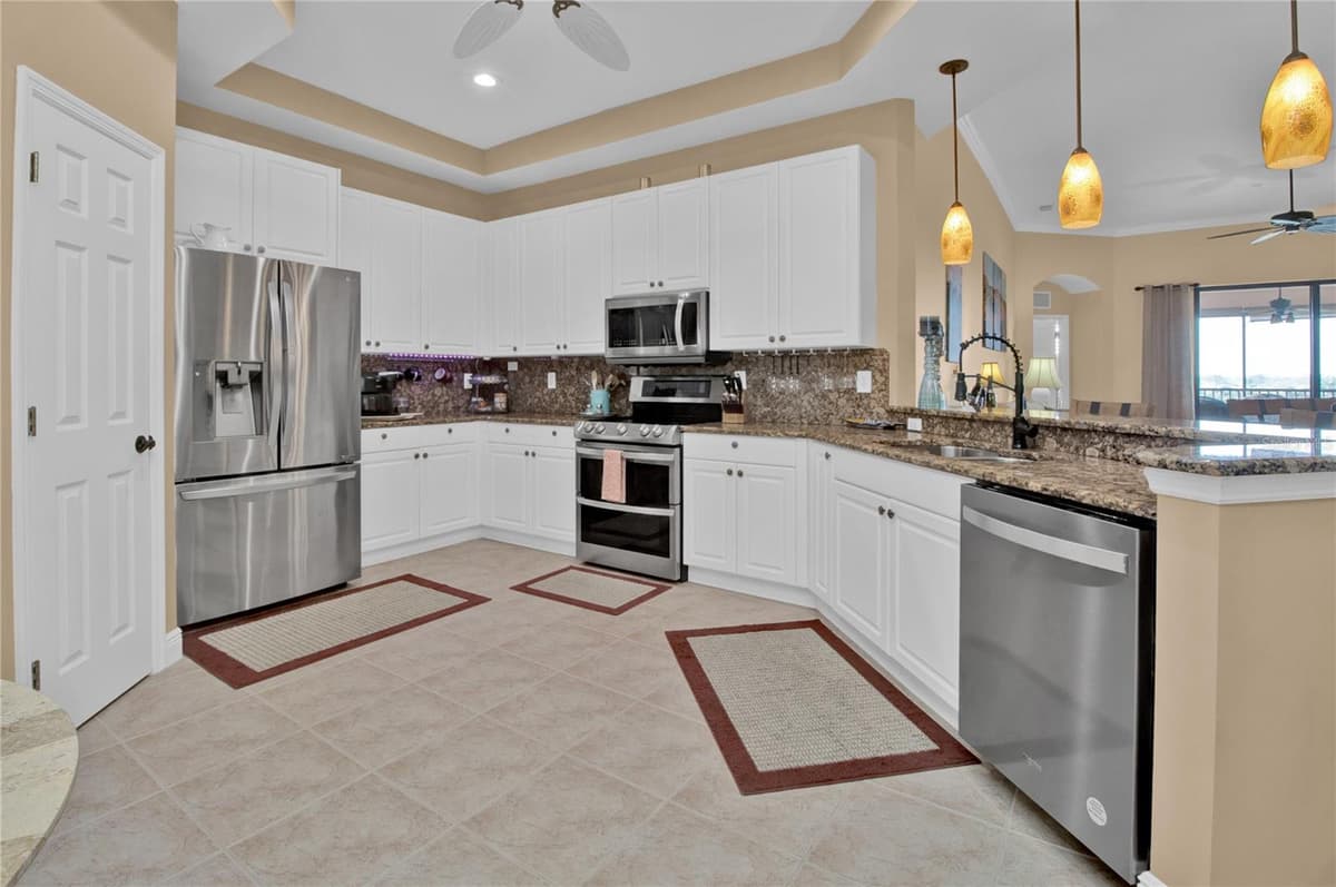 24417 BALTIC AVENUE — photo 9 of 43