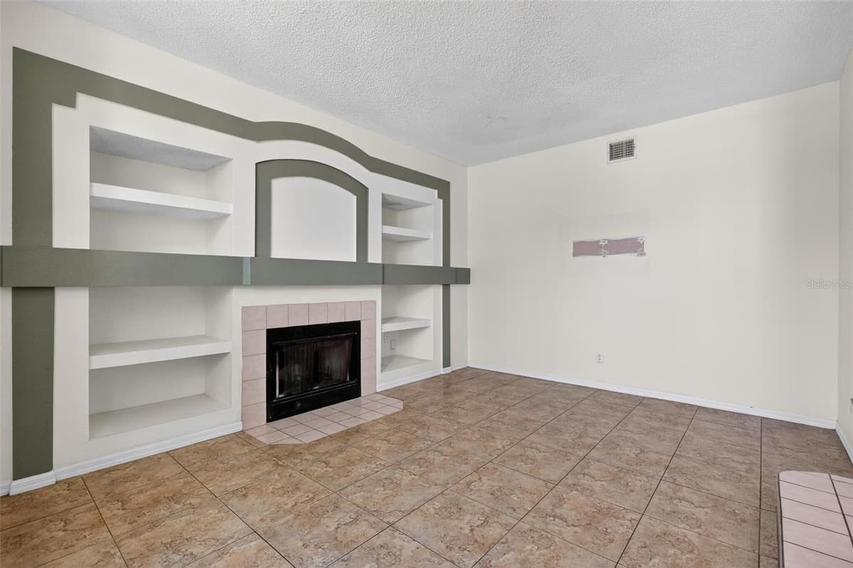 2727 RUNNING SPRINGS LOOP — photo 8 of 61