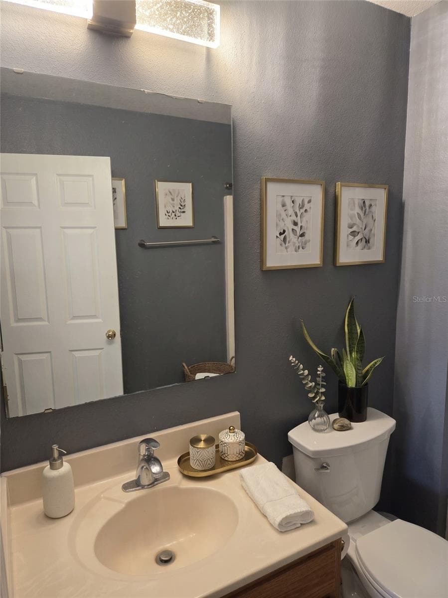 321 LAKE HILLS LANE — photo 16 of 30